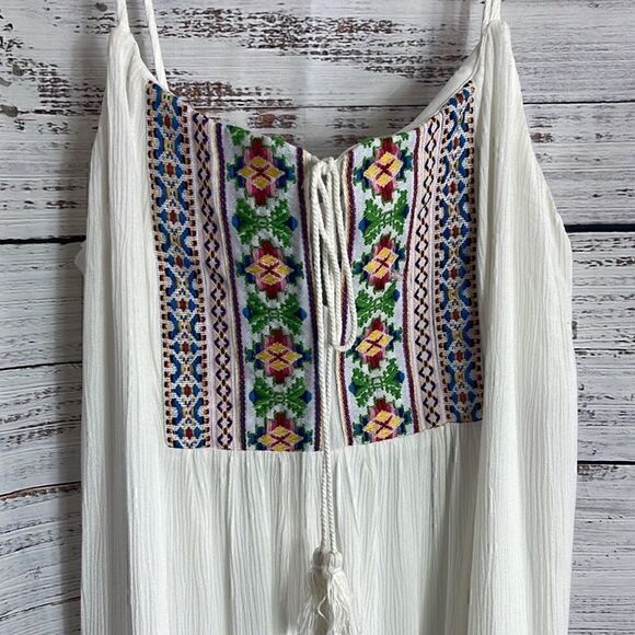 Way-In Dress Womens size Large embroidered Sleeveless  Boho tassels white New - Picture 5 of 10